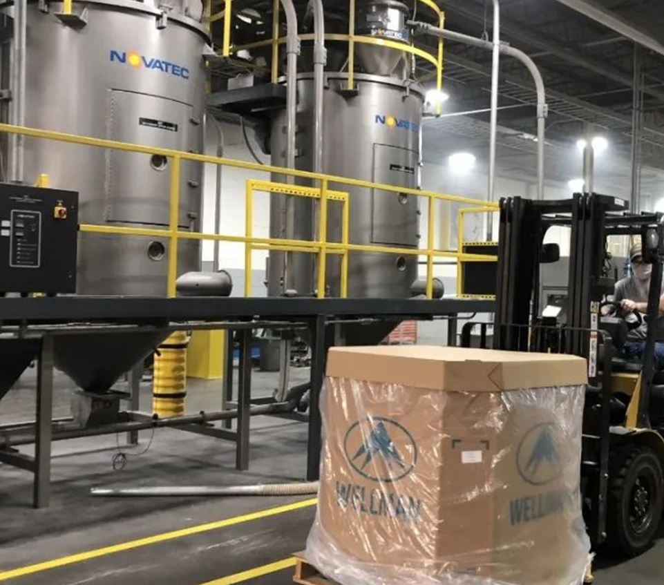 普利特北美公司呼吸機(jī)面板材料下線首發(fā)客戶