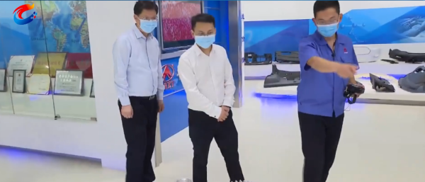 銅梁區(qū)區(qū)委領(lǐng)導(dǎo)一行蒞臨重慶普利特走訪調(diào)研